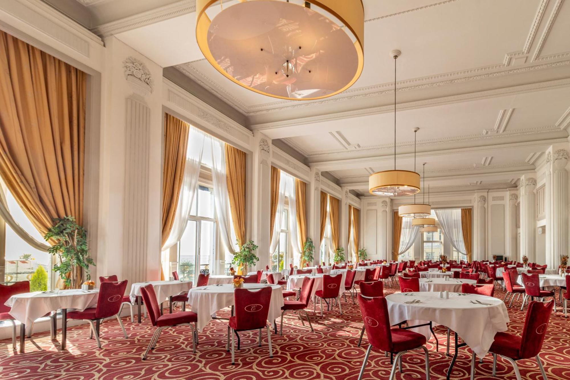 Cavendish Hotel Истборн Екстериор снимка