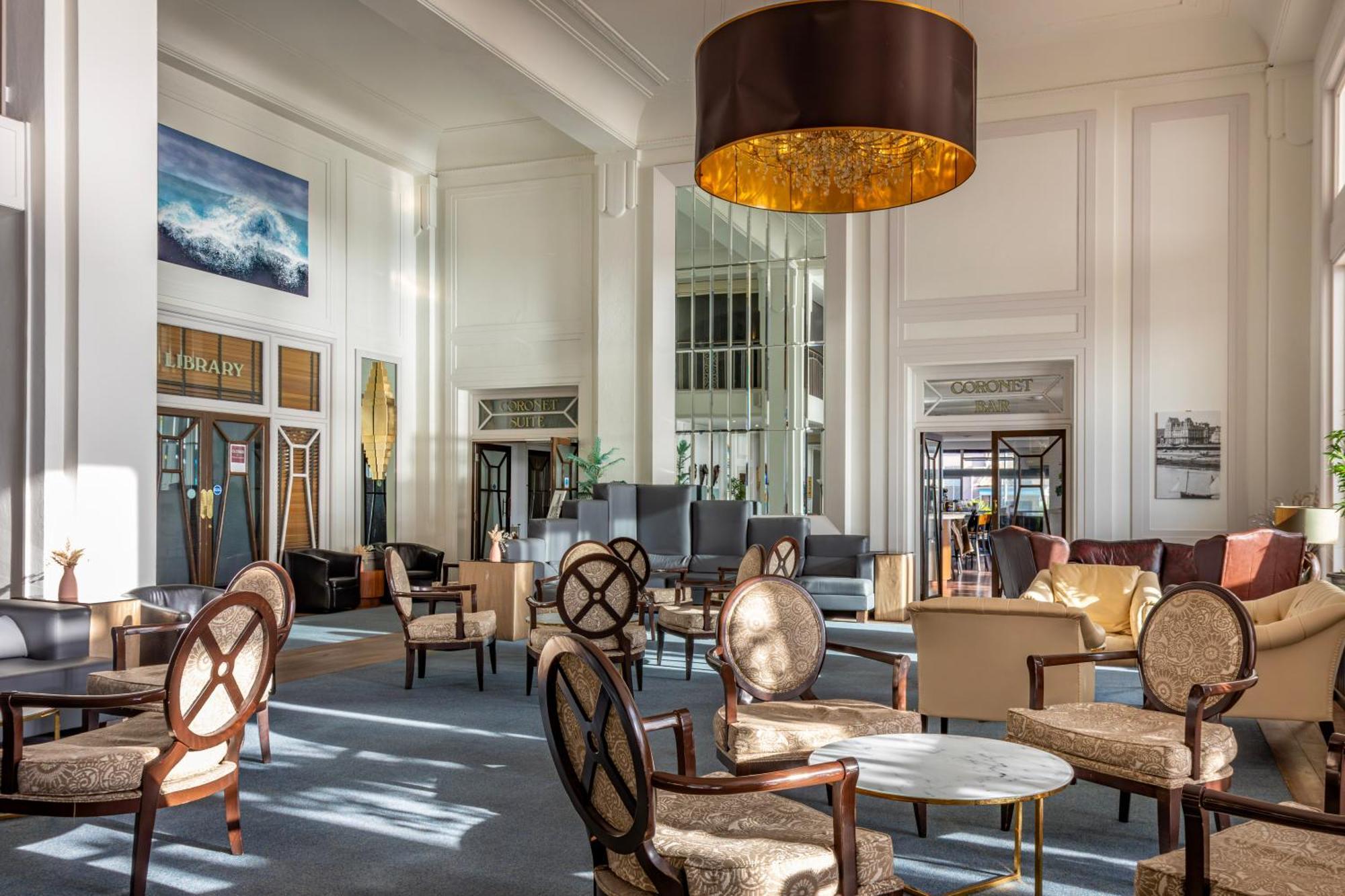Cavendish Hotel Истборн Екстериор снимка